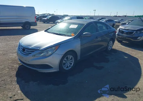 2011 Hyundai Sonata Gls from USA, damaged, VIN 5NPEB4AC9BH261360